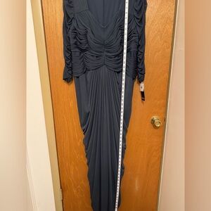 Sz 16 w Adrianna Pappell ruched 3/4 sleeve evening gown. Dark blue new with tags